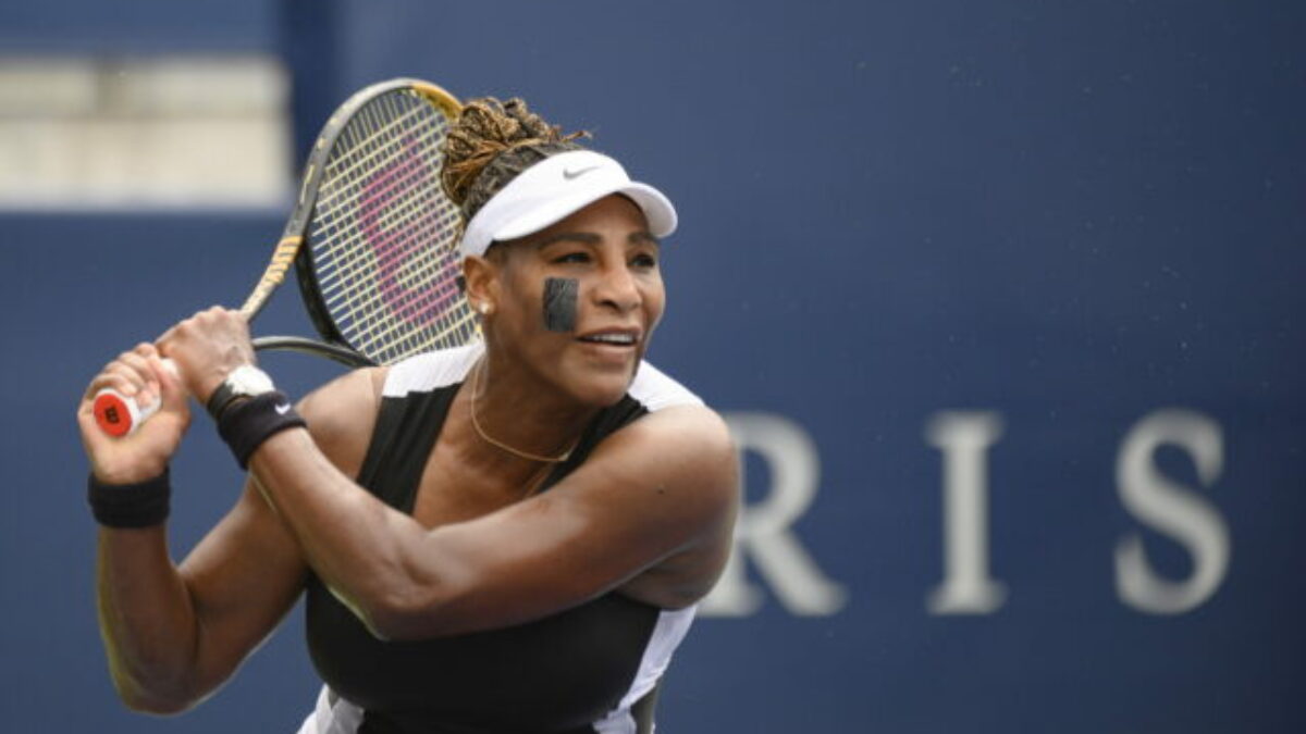 Serena Williamsová hlási návrat ako 44-ročná. Hrať bude už budúci týždeň v Queen´s Clube