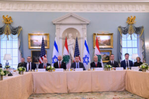 Izrael a Libanon začali nové rokovania napriek pokračujúcim útokom