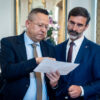 Kto je najdôveryhodnejším členom Ficovej vlády? Väčšina si v prieskume polepšila...