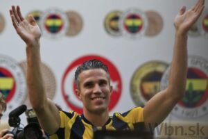 Van Persie nepokračuje na lavičke Feyenoordu Rotterdam, aj keď ho dostal do Ligy...