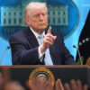 Irán pokračuje v útokoch na americké ciele, Trump sa vyhrážal jeho úplným zničen...