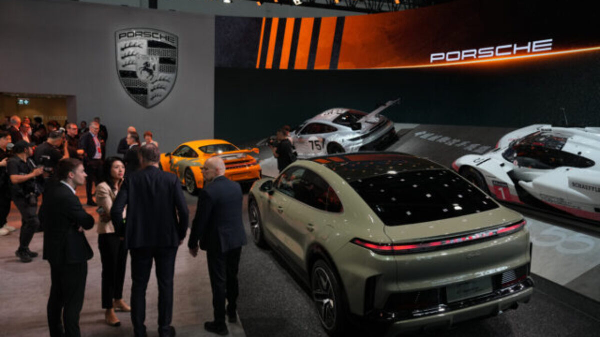 Porsche údajne zvažuje presun výroby modelu Cayenne z Bratislavy do Lipska