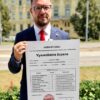 Päťky a jedna jednotka. Šimko vystavil vysvedčenie županovi Trnkovi – FOTO