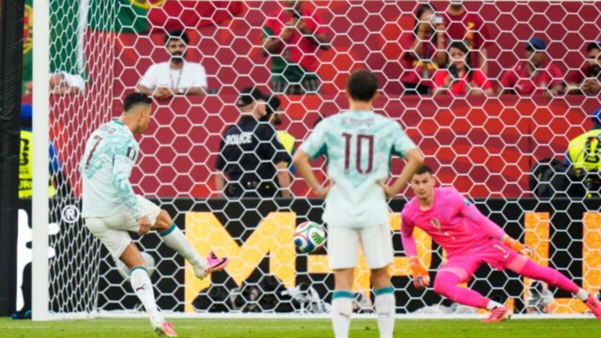 Tri neuznané góly Chorvátska a postup Portugalska. Suverénne do osemfinále aj Španieli a Švajčiari
