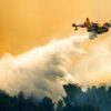 Pri pobreží španielskej Costa Bravy bojujú s rozsiahlym lesným požiarom