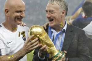 Francúzsko pred osemfinále MS 2026 proti Paraguaju pripravuje stratégiu na extré...